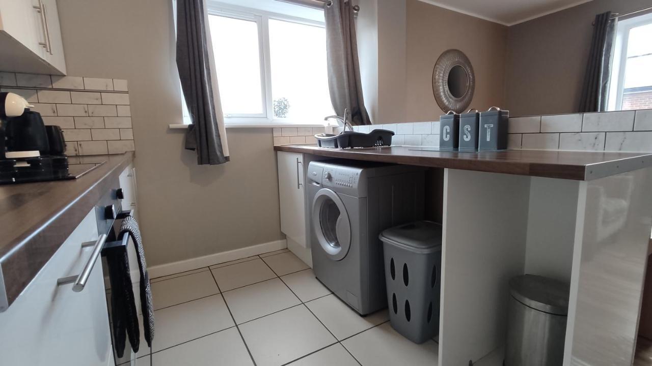 Modern 1-Bed Flat In Wigan公寓 外观 照片
