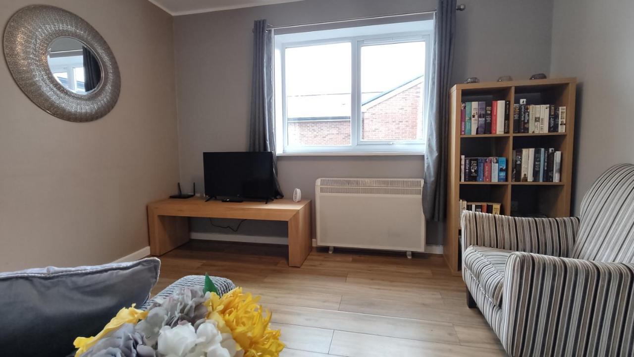 Modern 1-Bed Flat In Wigan公寓 外观 照片