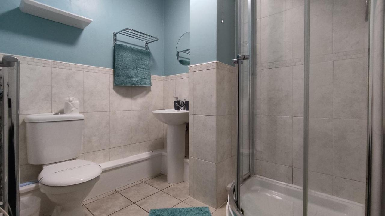 Modern 1-Bed Flat In Wigan公寓 外观 照片